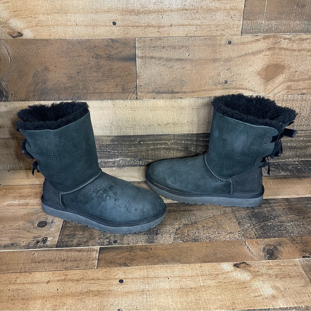 UGG Bailey Bow Women’s Boots Size 8 Black - Picture 3 of 8